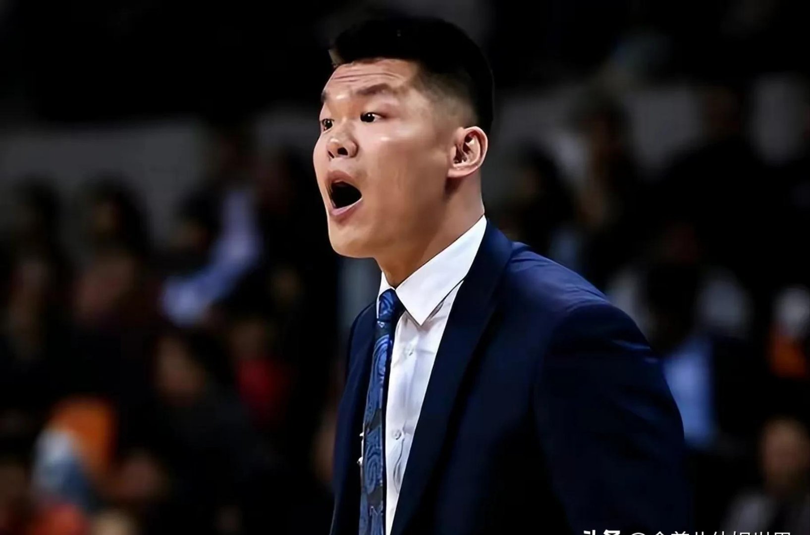 国际比赛日CBA常规赛焦点战，门兴格拉德巴赫队长鼓劲，目标明确，医务组通报恢复 