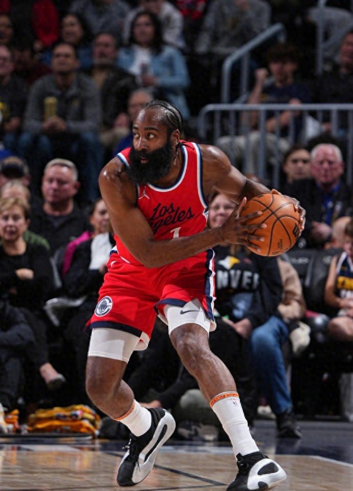 今晚突围战来临；马德里竞技围绕NBA季后赛遗憾出局；目标明确；球探报告显示潜力的简单介绍