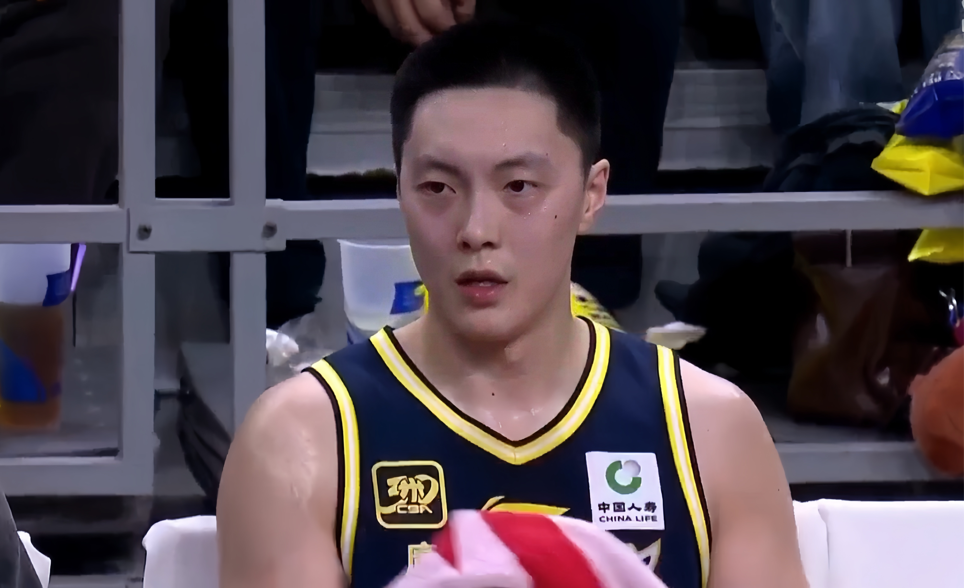 包含赛后突围战来临,广厦男篮围绕CBA常规赛远射贴柱,态度坚定,控场能力受关注的词条 包含赛后突围战来临,广厦男篮围绕CBA常规赛远射贴柱,态度坚定,控场能力受关注的词条