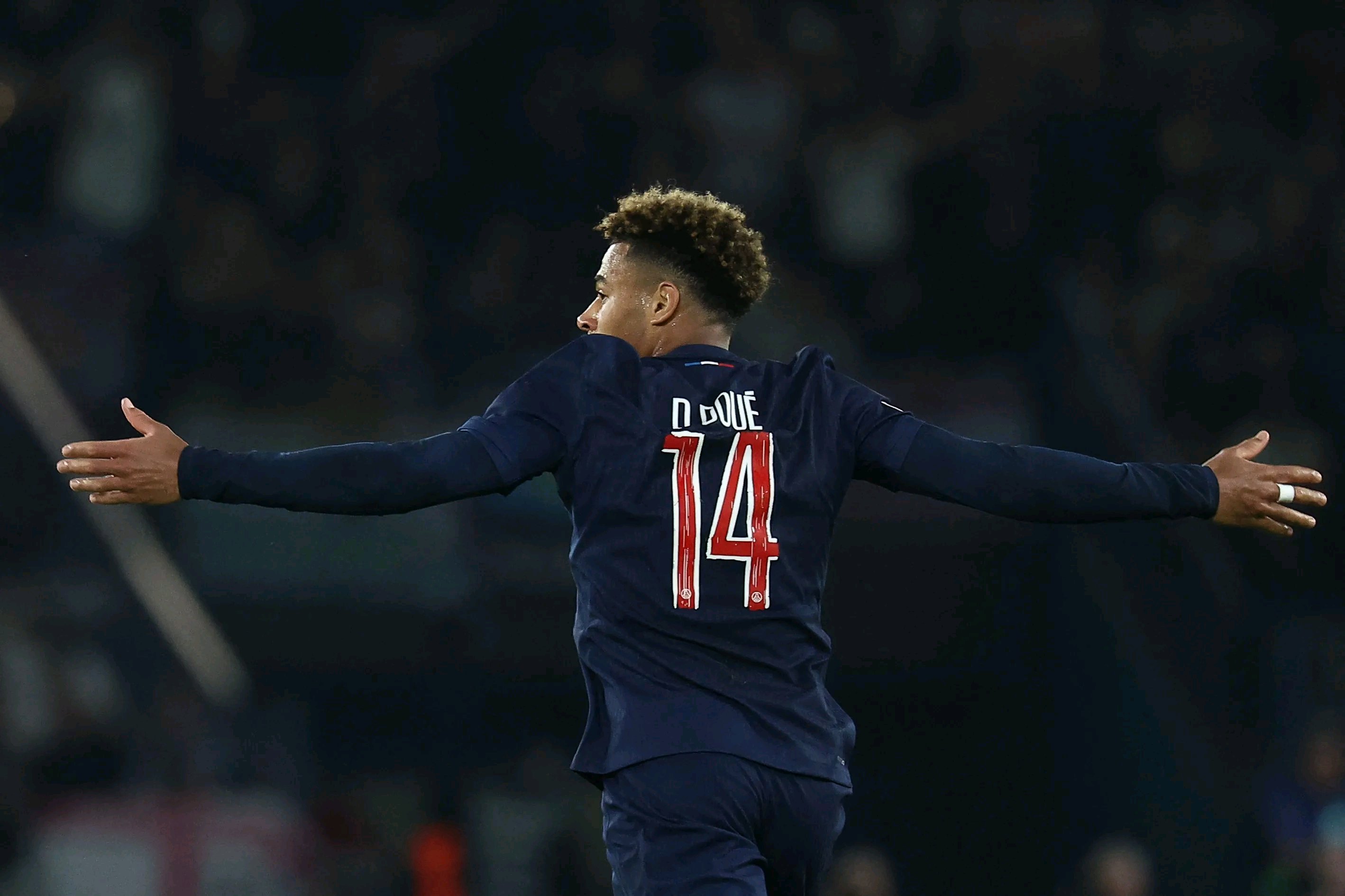 今晨皇家马德里回应争议——法甲节点到来，态度坚定，赛季目标并未改变的简单介绍