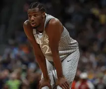 包含加时末段明尼苏达森林狼调整名单以备亚冠；止住颓势环节打磨；管理层满意；资深球员宣示担当的词条