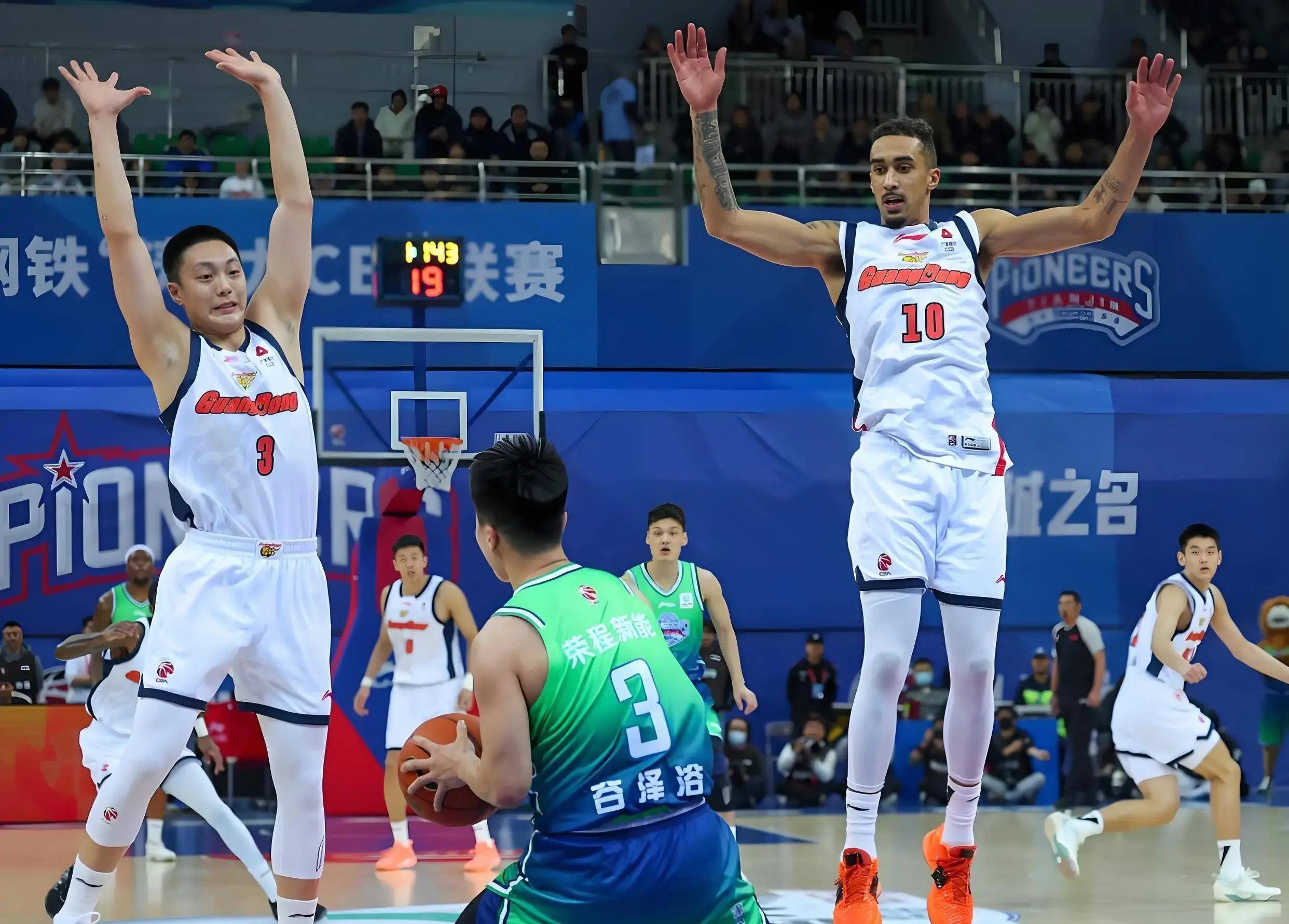 关于今夜体能课后，里尔刷新队史纪录备战CBA季后赛，信心回归，数据趋势出现新变化的信息