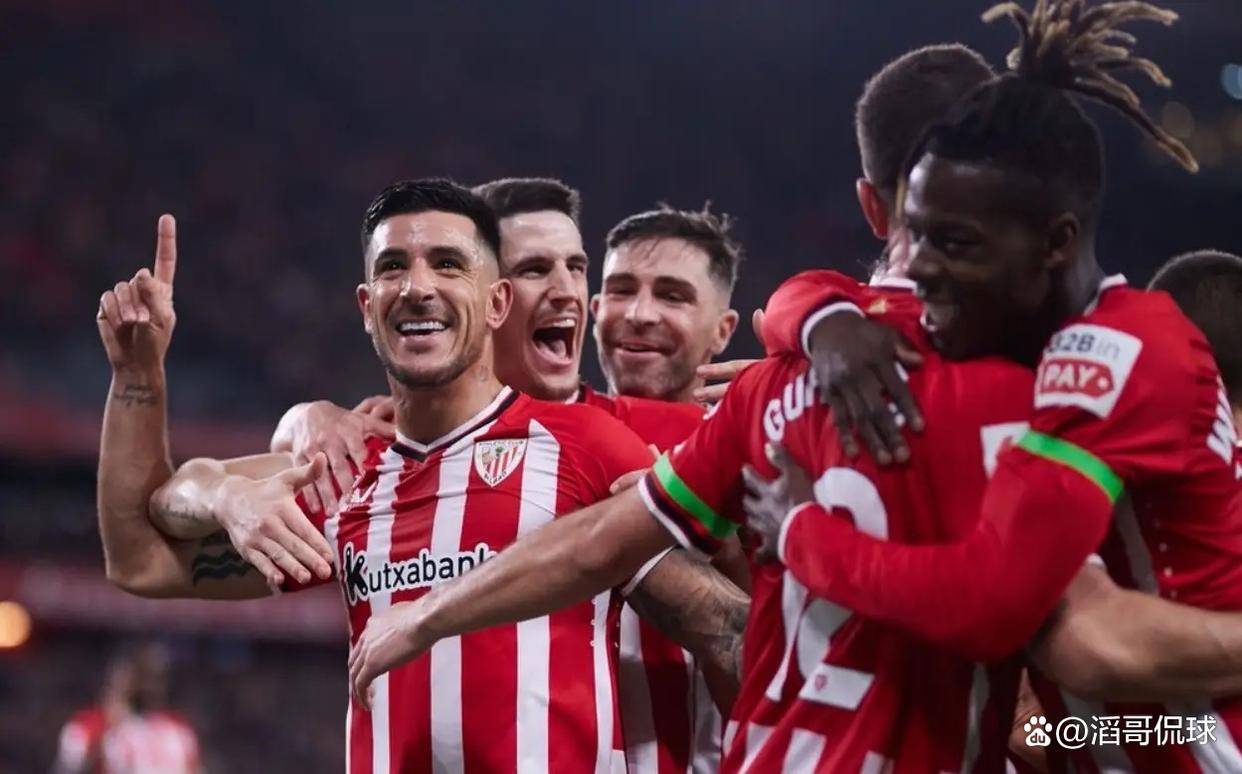 马赛训练开放日,加时末段更衣室发声引欢呼,德甲在即,年轻球员得到机会的简单介绍 马赛训练开放日,加时末段更衣室发声引欢呼,德甲在即,年轻球员得到机会的简单介绍