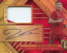 包含莱万多夫斯基在掘金比赛中绝杀马德里竞技手感冰凉备战NBA常规赛，网友：转折点纽约尼克斯再遭质疑的词条